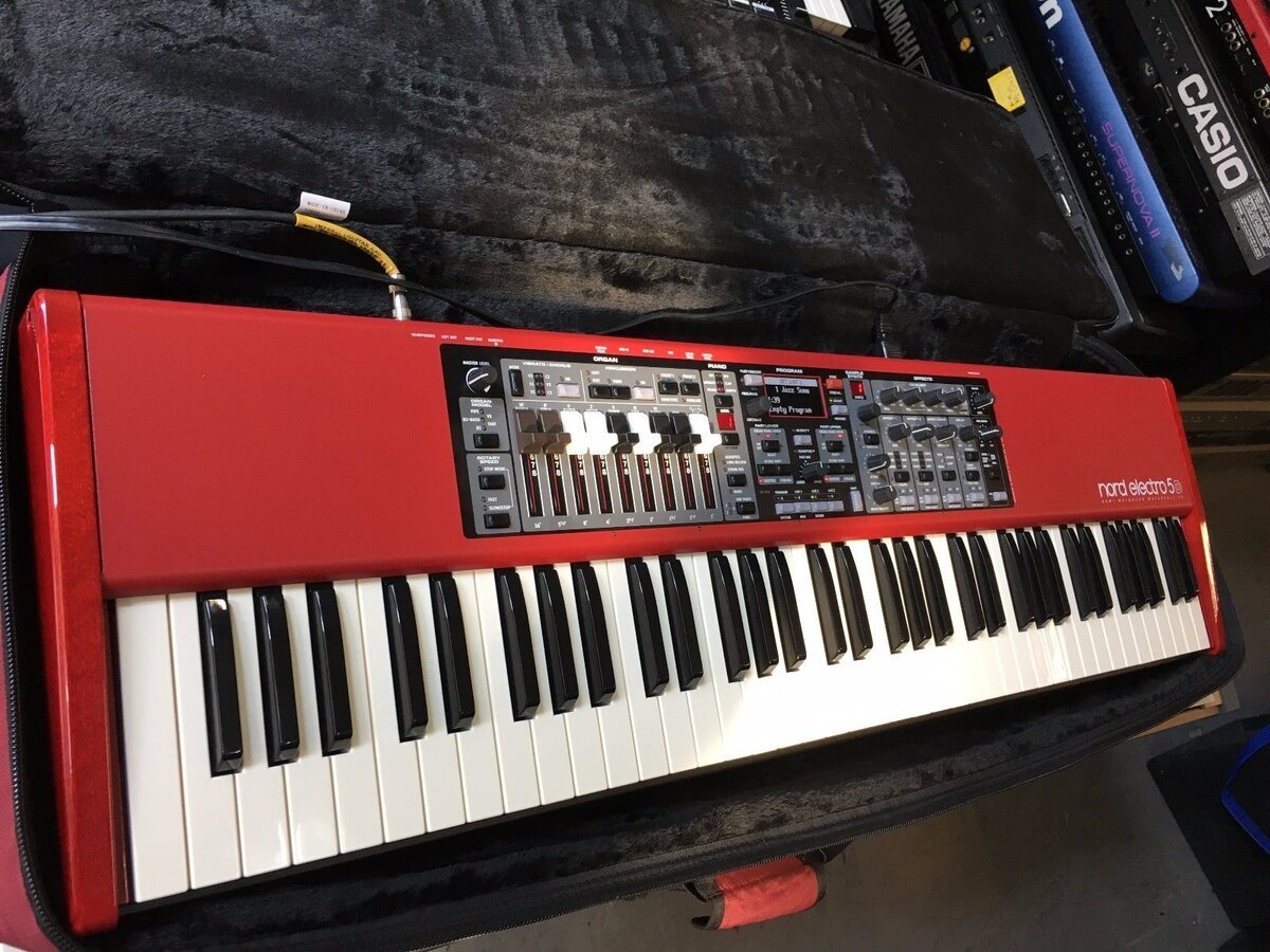 NORD ELECTRO 5D 61 - Ảnh thực tế 3